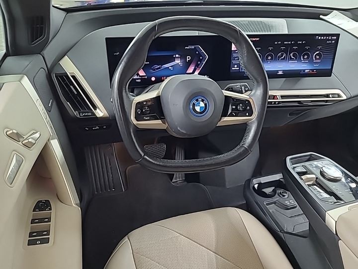 Foto 9 van BMW iX