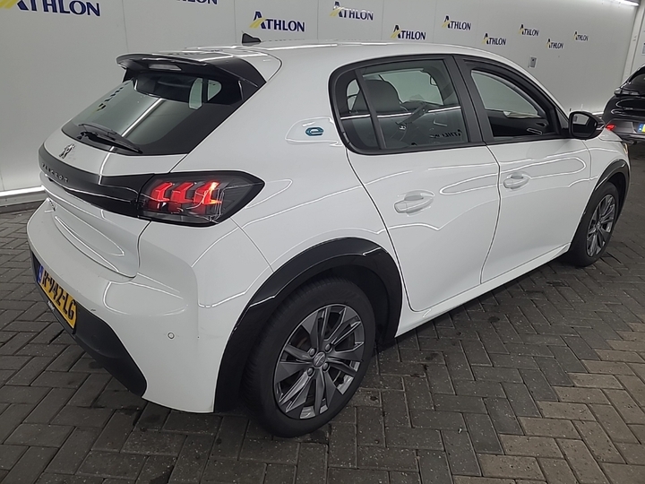 Foto 4 van Peugeot E-208