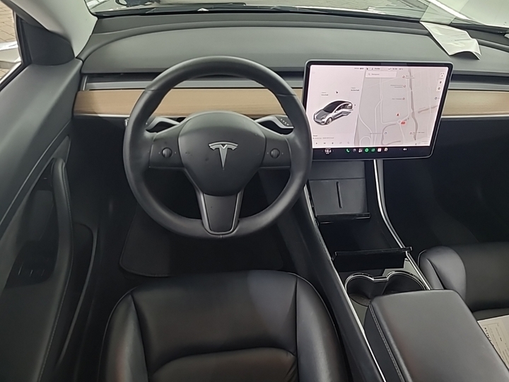 Foto 8 van Tesla Model 3