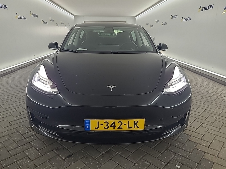 Foto 15 van Tesla Model 3