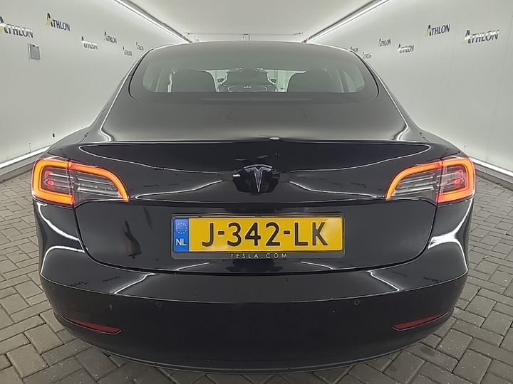 Foto 16 van Tesla Model 3