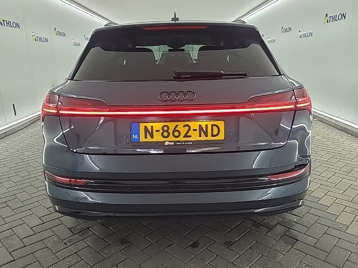 Foto 14 van Audi e-tron