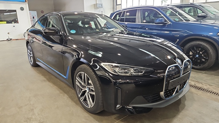 Foto 3 van BMW i4