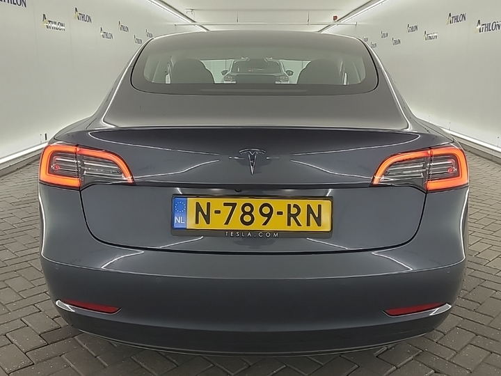 Foto 14 van Tesla Model 3