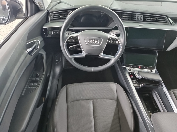Foto 9 van Audi e-tron sportback