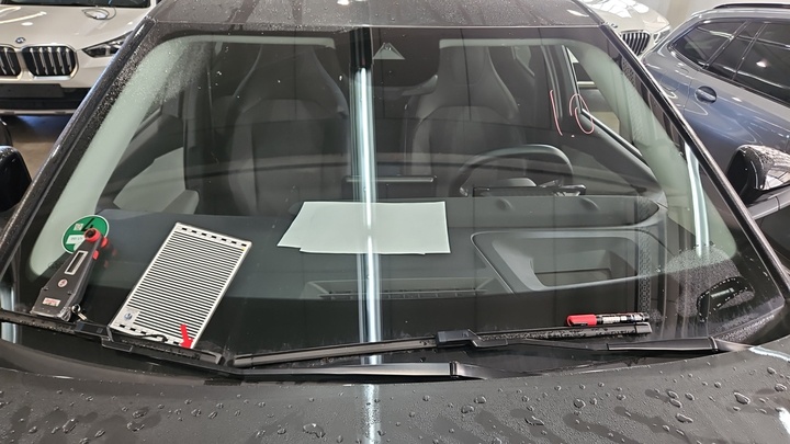 Foto 14 van Ford Explorer EV