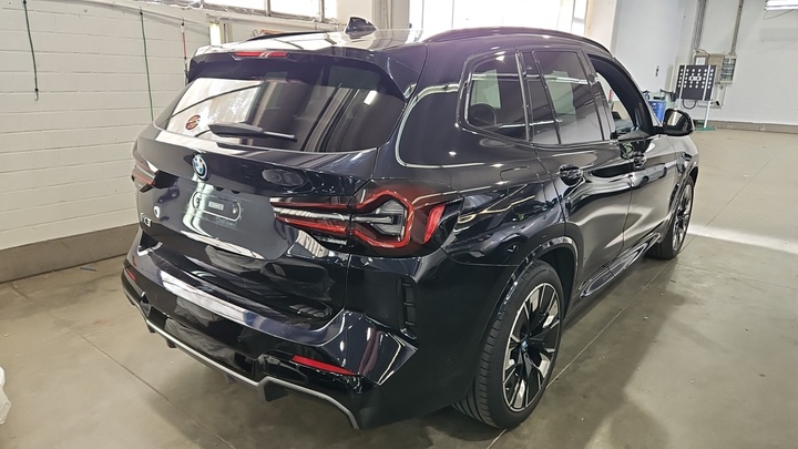 Foto 4 van BMW ix3