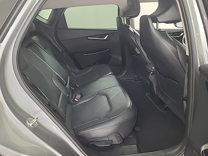Photo 8 of Kia EV6
