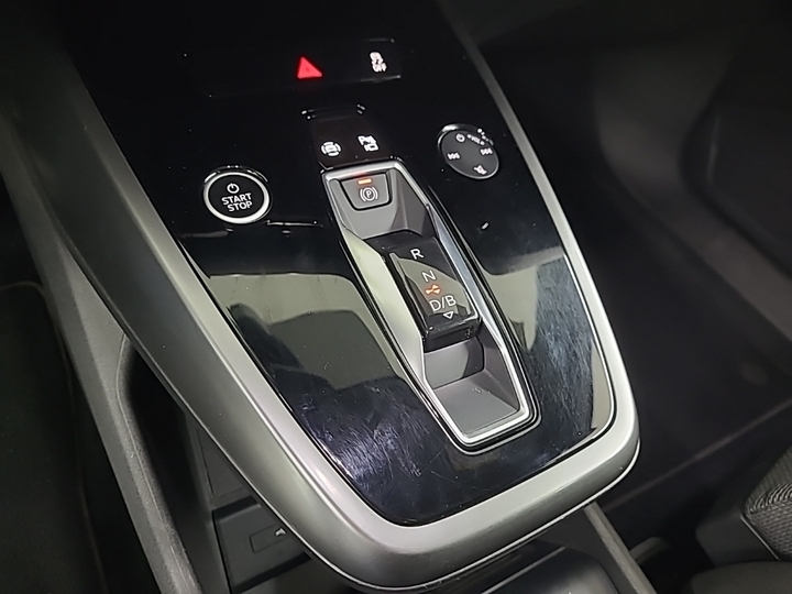 Foto 13 van Audi Q4 e-tron