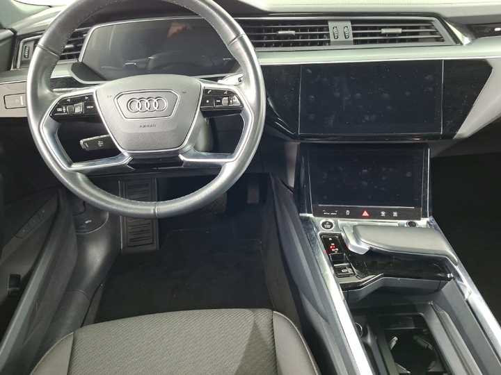 Foto 8 van Audi e-tron