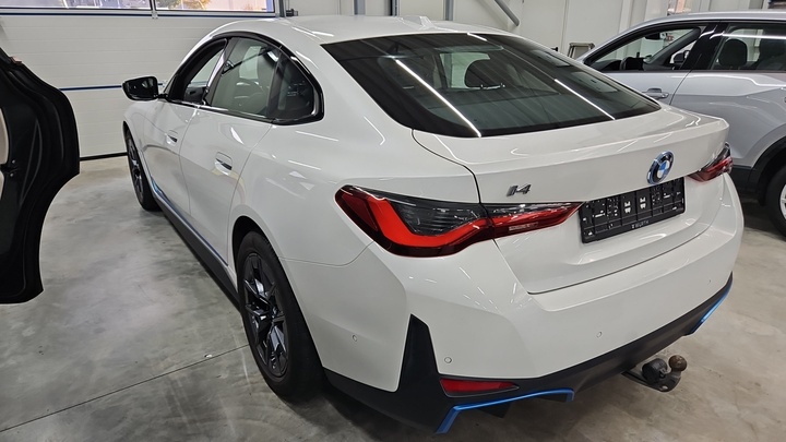 Foto 4 van BMW i4