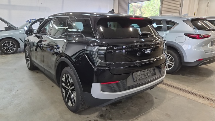 Foto 4 van Ford Explorer EV
