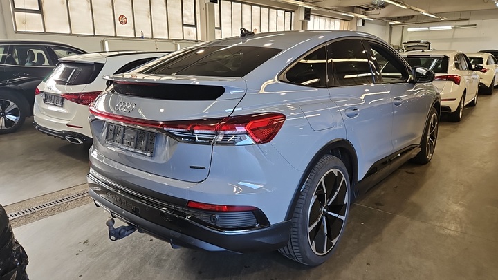 Foto 5 van Audi Q4 Sportback e-tron