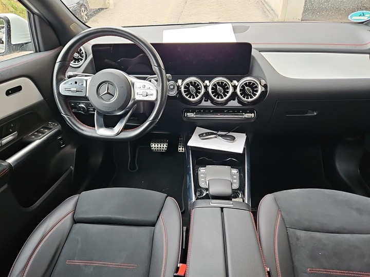 Foto 7 van Mercedes EQA