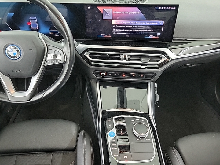 Foto 10 van BMW i4