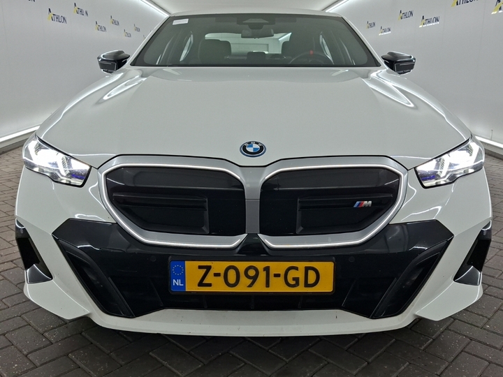 Foto 16 van BMW i5