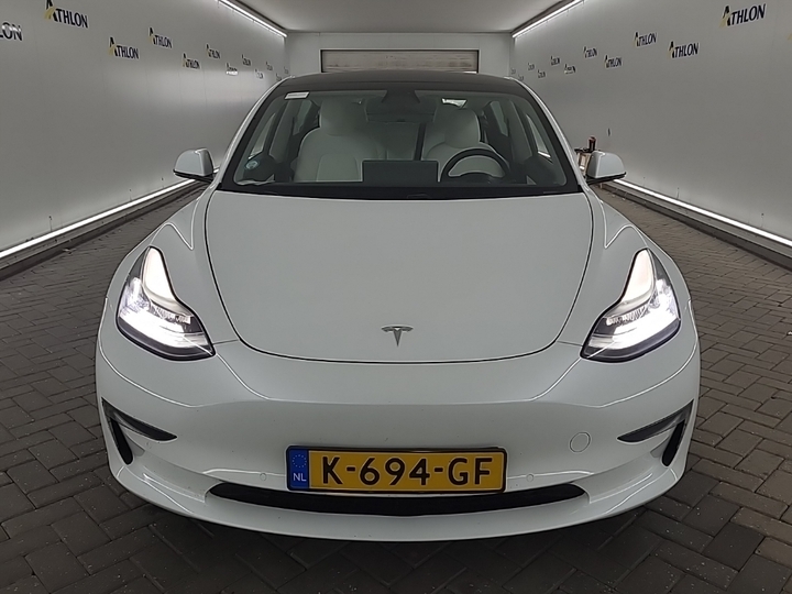 Foto 15 van Tesla Model 3