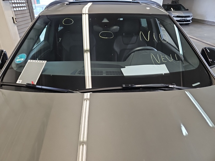 Foto 16 van Audi Q8