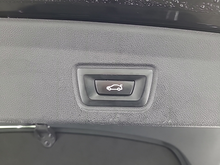 Foto 15 van BMW i4