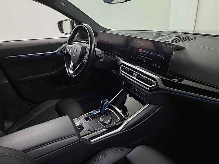 Foto 6 van BMW i4