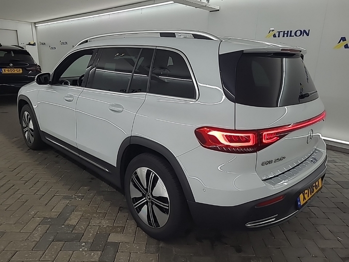 Foto 5 van Mercedes EQB