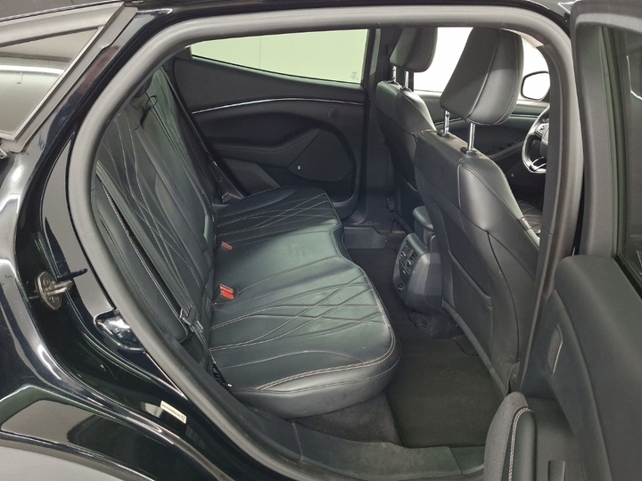 Foto 8 van Ford Mustang