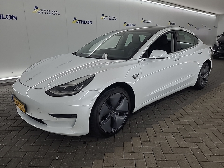 Foto 2 van Tesla Model 3