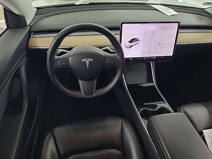 Foto 8 van Tesla Model 3