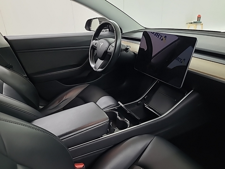 Foto 7 van Tesla Model 3