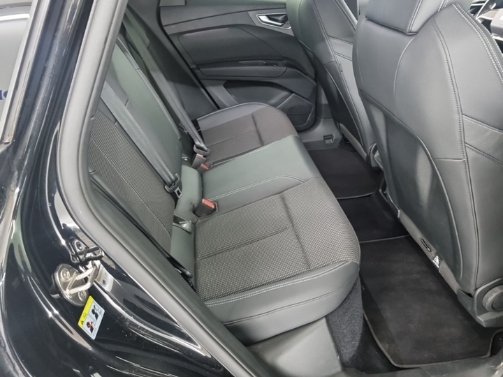 Foto 8 van Audi Q4 e-tron