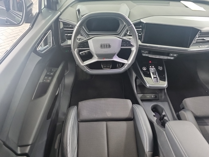 Foto 9 van Audi Q4 e-tron