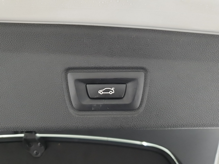 Foto 15 van BMW i4