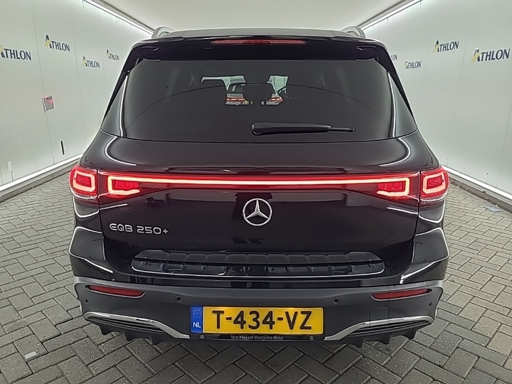 Foto 13 van Mercedes EQB