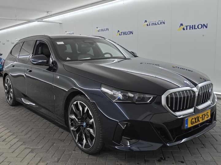 Foto 3 van BMW i5
