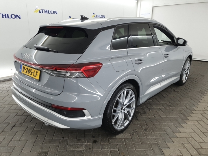 Photo 4 of Audi Q4 e-tron
