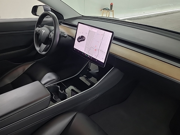 Foto 7 van Tesla Model 3