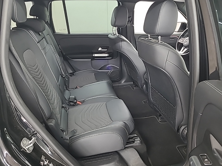 Foto 8 van Mercedes EQB