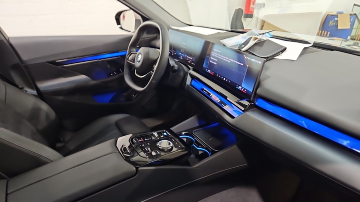 Foto 8 van BMW i5