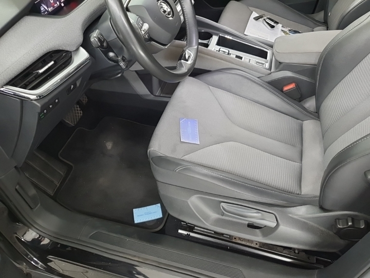 Photo 23 of Skoda Enyaq