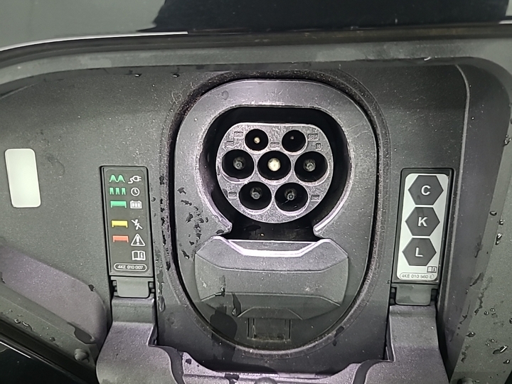 Foto 15 van Audi e-tron sportback