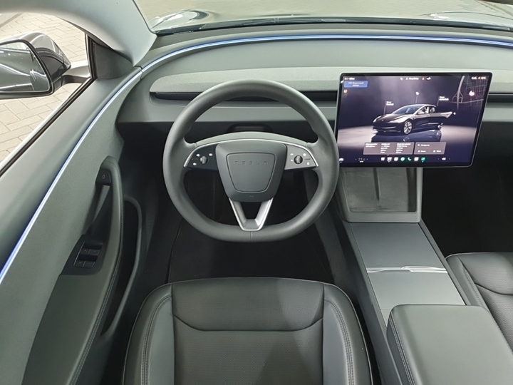 Foto 9 van Tesla Model 3