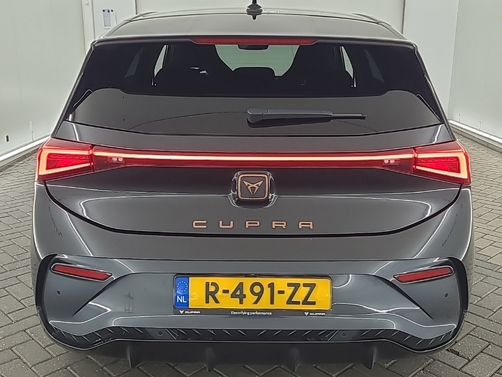 Photo 15 of Cupra Born