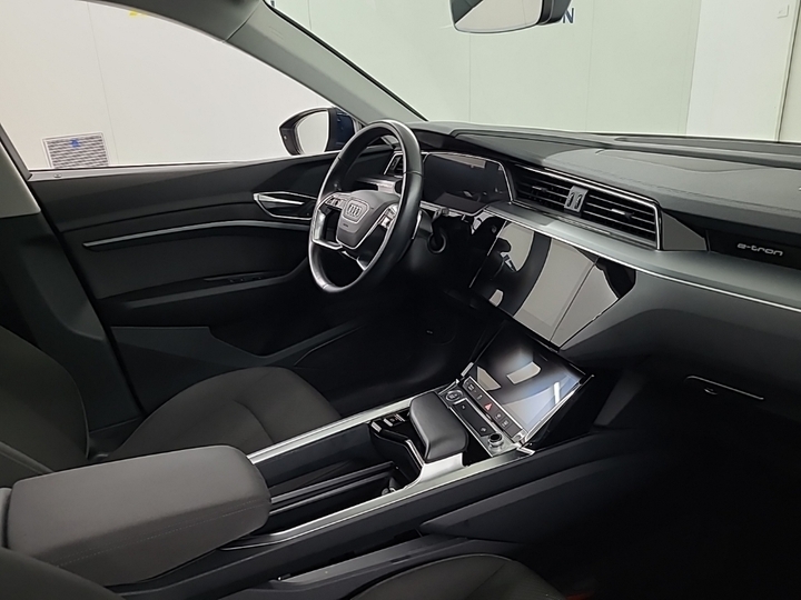 Foto 5 van Audi e-tron