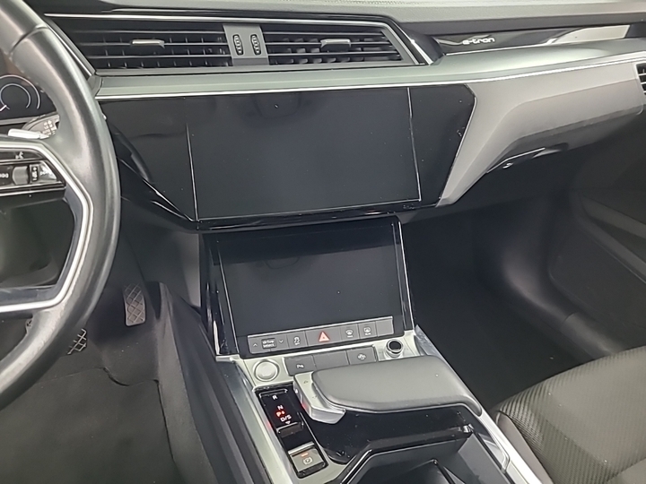 Foto 9 van Audi e-tron