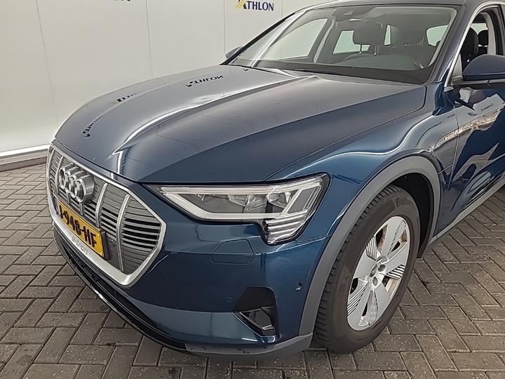 Foto 18 van Audi e-tron