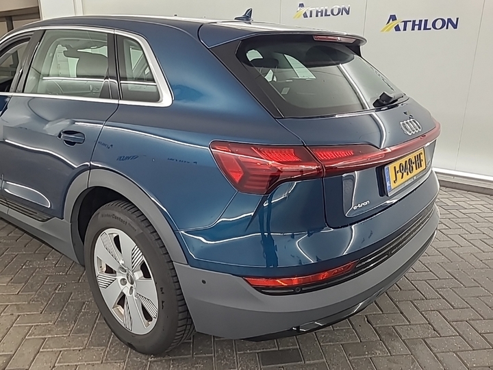 Foto 19 van Audi e-tron