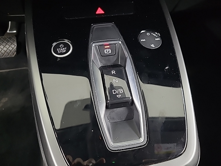 Foto 12 van Audi Q4 e-tron