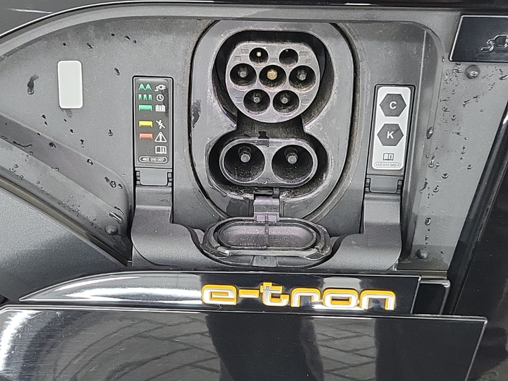 Foto 18 van Audi e-tron sportback