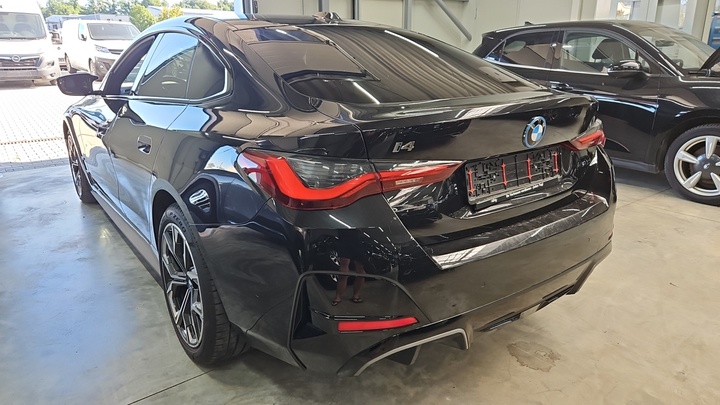 Foto 4 van BMW i4