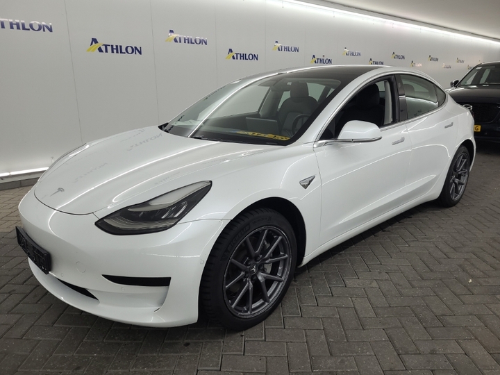 Foto 2 van Tesla Model 3